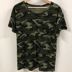 Camo Tee shirt short sleeve with pocket NWT green MAKE AN OFFER